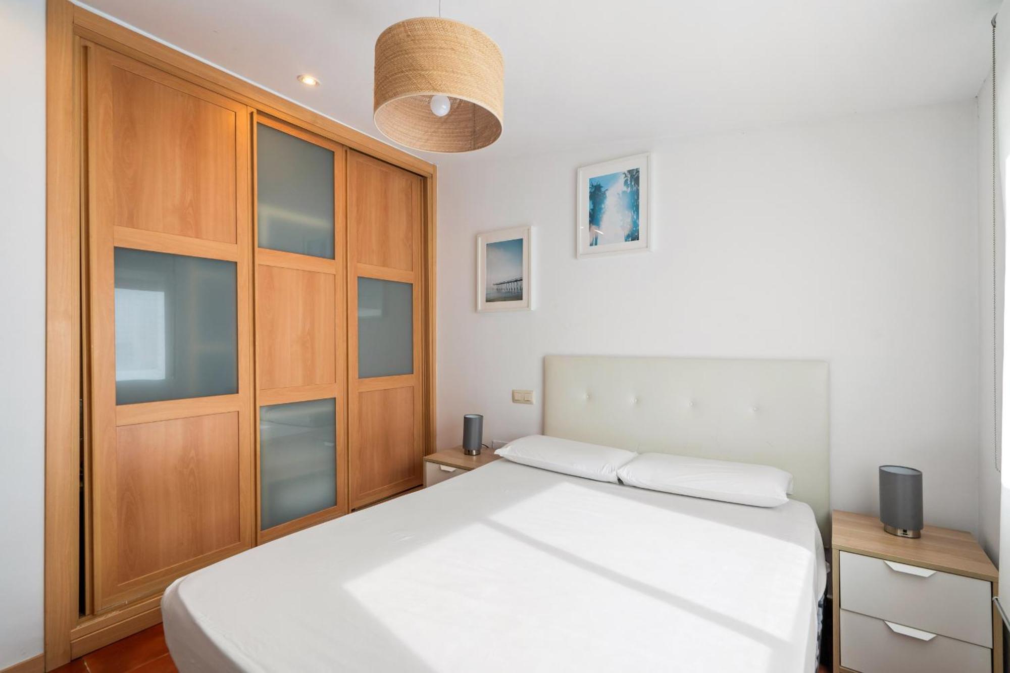 Apartamento En La Gran Via Alquiler Temporal Madrid Buitenkant foto